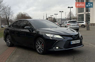 Седан Toyota Camry 2024 в Днепре