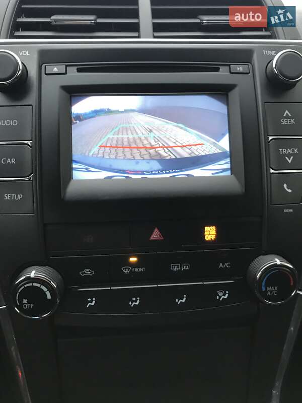 Седан Toyota Camry 2015 в Києві