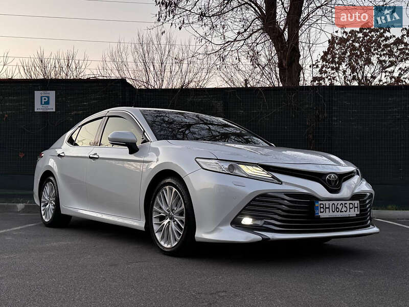 Toyota Camry 2017