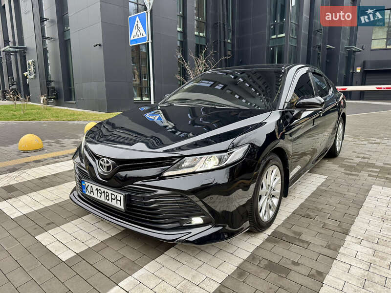 Toyota Camry 2018