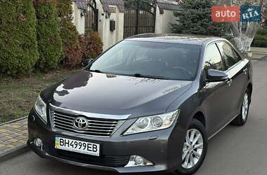 Седан Toyota Camry 2012 в Одессе
