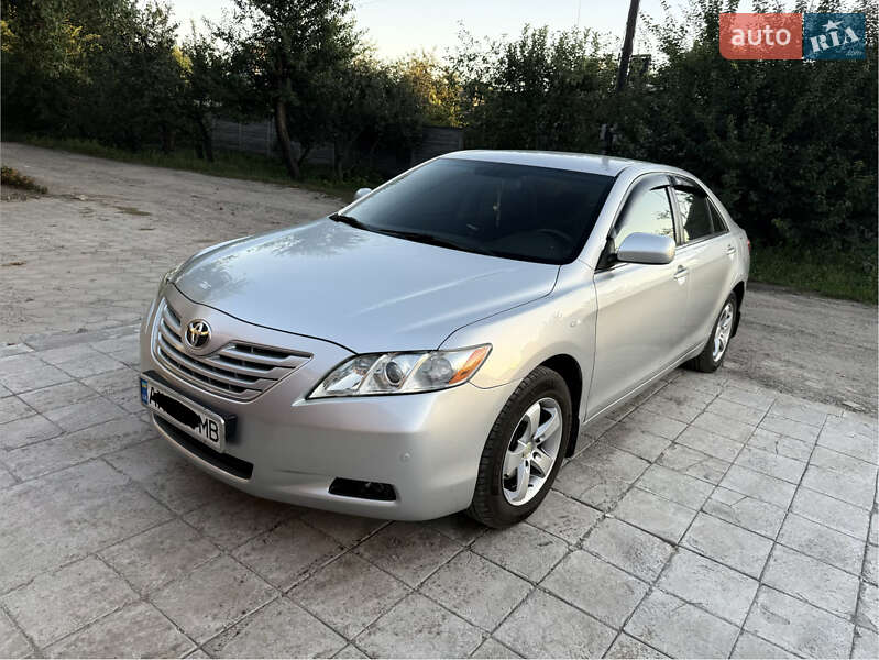 Toyota Camry 2006