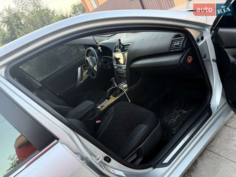 Седан Toyota Camry 2006 в Харкові