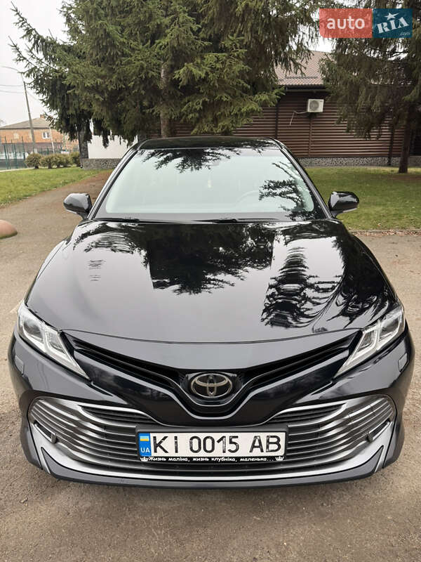 Toyota Camry 2017