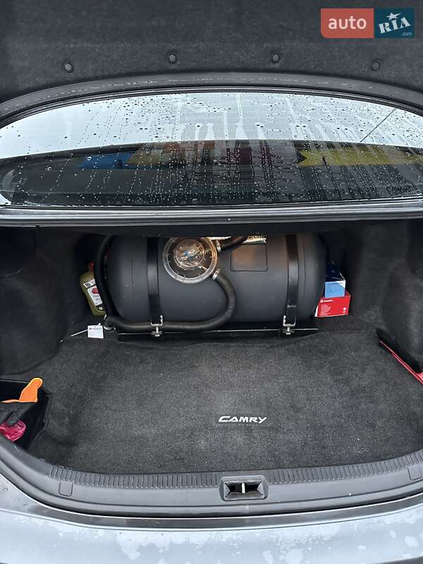Седан Toyota Camry 2007 в Києві
