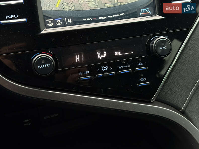 Седан Toyota Camry 2018 в Харкові фото 25 Седан Toyota Camry 2018 в Харкові