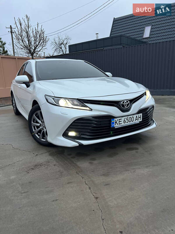 Toyota Camry 2018