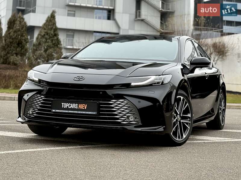Toyota Camry 2024