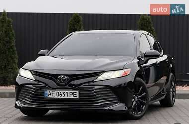 Седан Toyota Camry 2017 в Днепре