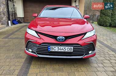 Седан Toyota Camry 2021 в Львові