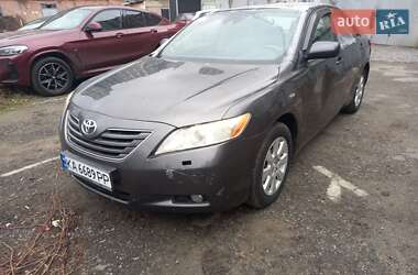 Седан Toyota Camry 2007 в Киеве
