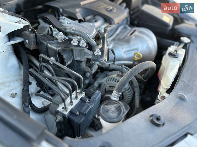 Седан Toyota Camry 2014 в Кам'янському