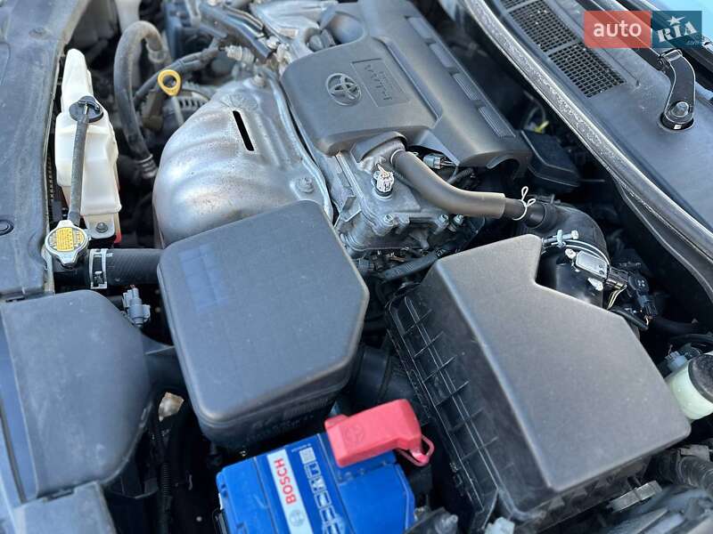 Седан Toyota Camry 2014 в Кам'янському