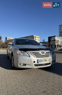 Седан Toyota Camry 2007 в Виннице
