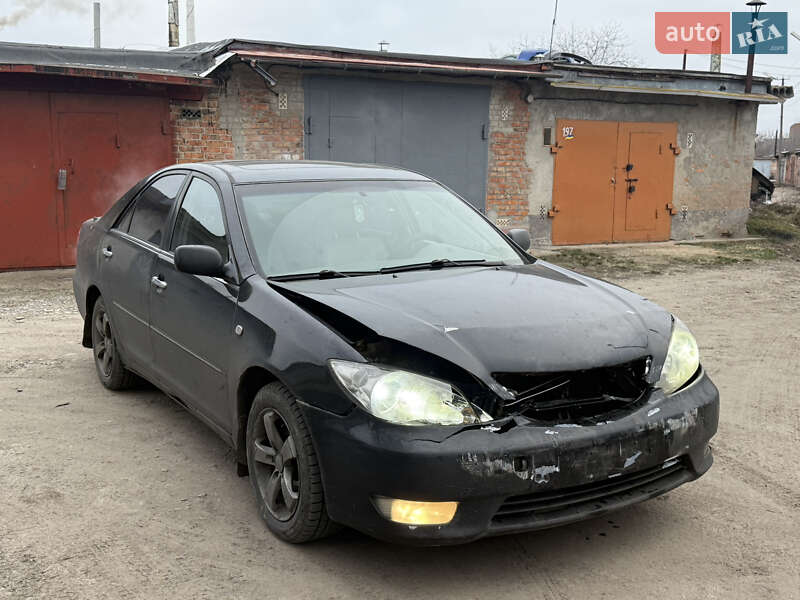 Toyota Camry 2005