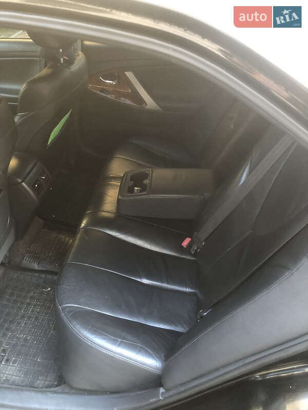 Седан Toyota Camry 2008 в Киеве