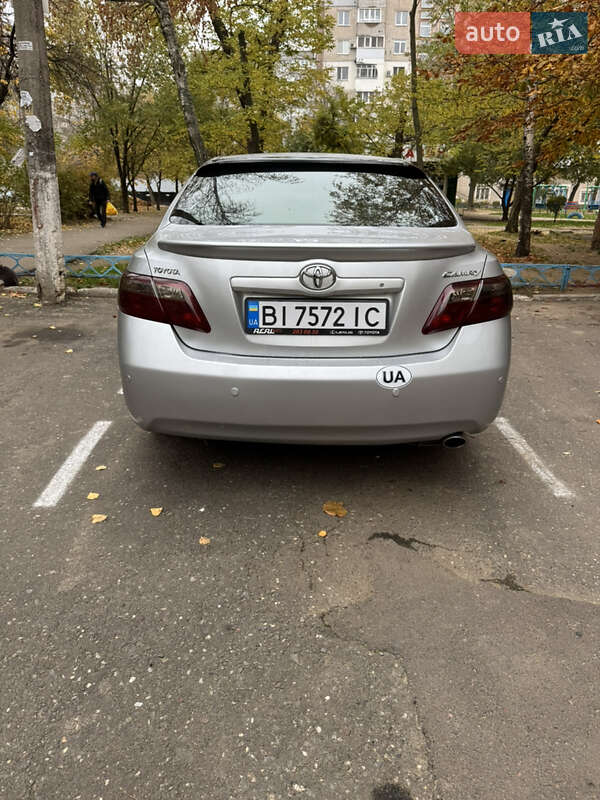 Седан Toyota Camry 2006 в Николаеве