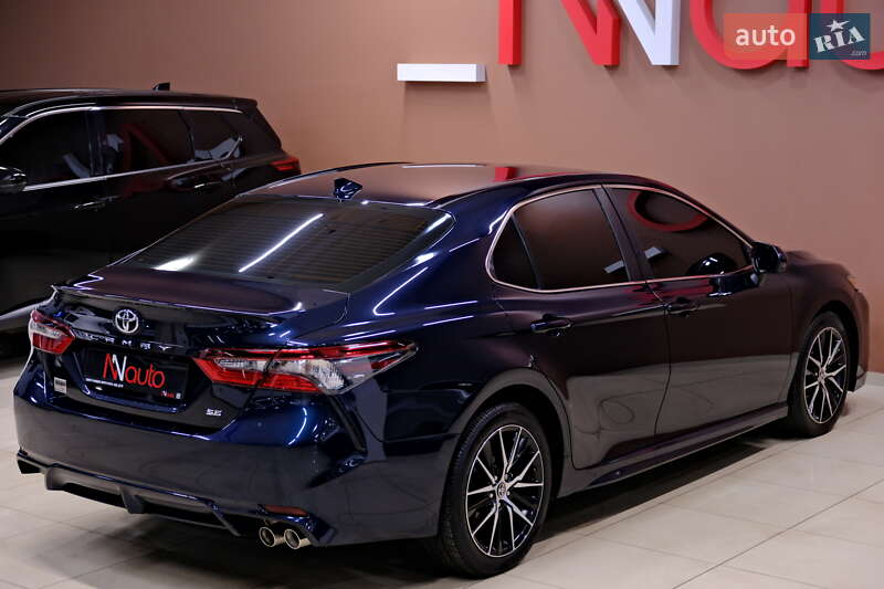 Седан Toyota Camry 2021 в Одесі