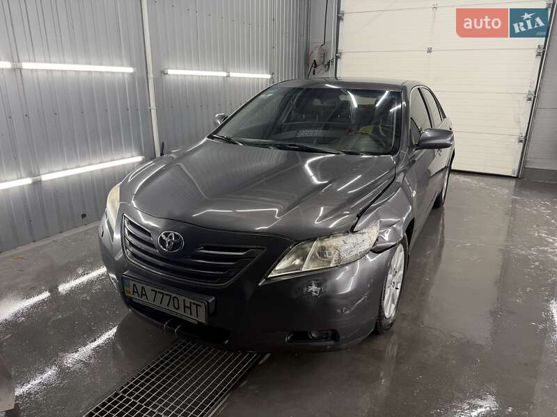 Toyota Camry 2008