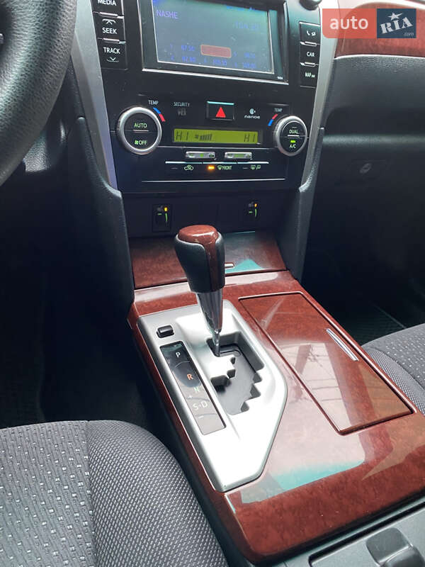 Седан Toyota Camry 2012 в Чернигове фото 56 Седан Toyota Camry 2012 в Чернигове