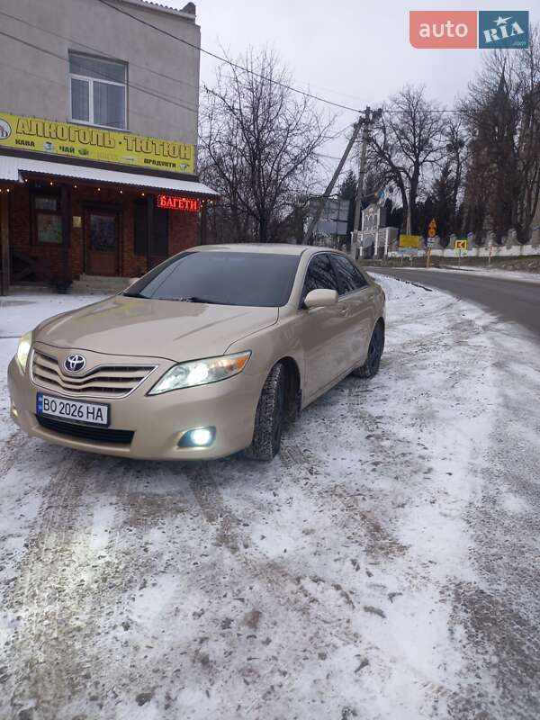 Toyota Camry 2010