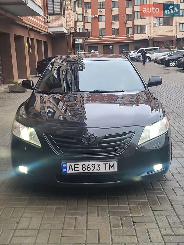Седан Toyota Camry 2008 в Дніпрі