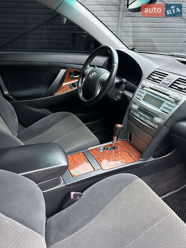 Седан Toyota Camry 2008 в Чернівцях фото 18 Седан Toyota Camry 2008 в Чернівцях