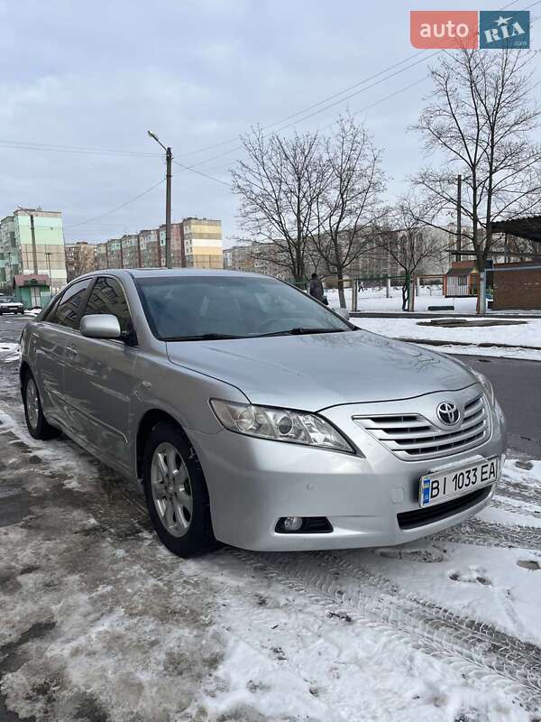 Седан Toyota Camry 2008 в Полтаві