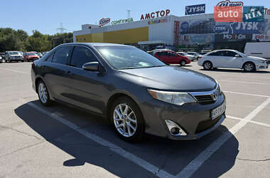 Седан Toyota Camry 2012 в Запоріжжі
