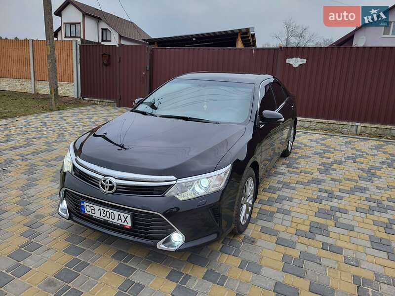 Седан Toyota Camry 2017 в Вишгороді