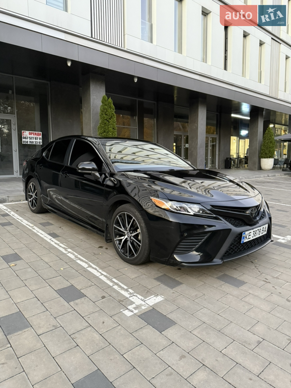 2019 Toyota Camry - мініатюра 19