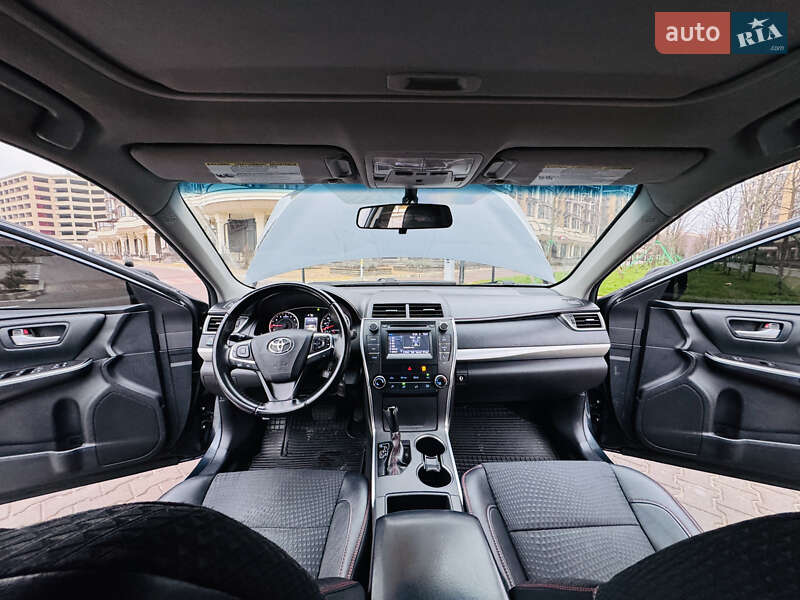 Седан Toyota Camry 2014 в Києві