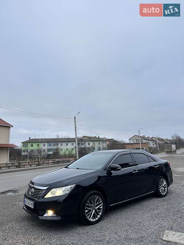 Седан Toyota Camry 2012 в Вінниці