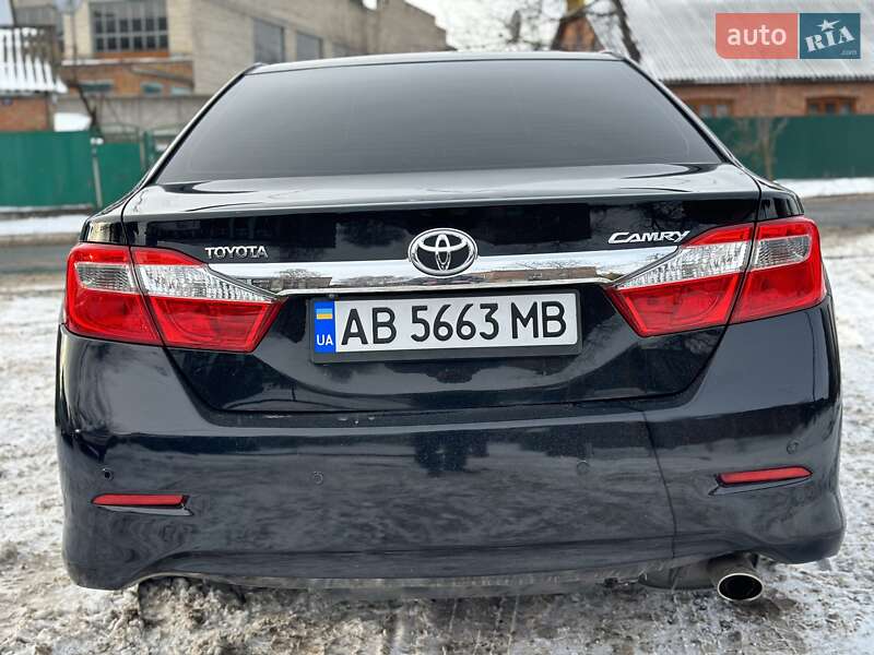 Седан Toyota Camry 2012 в Вінниці