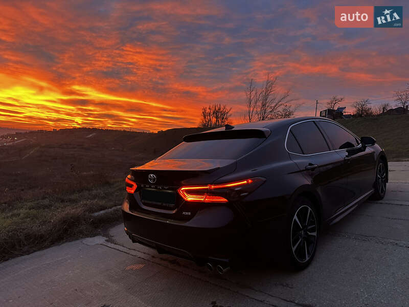 Седан Toyota Camry 2018 в Одесі