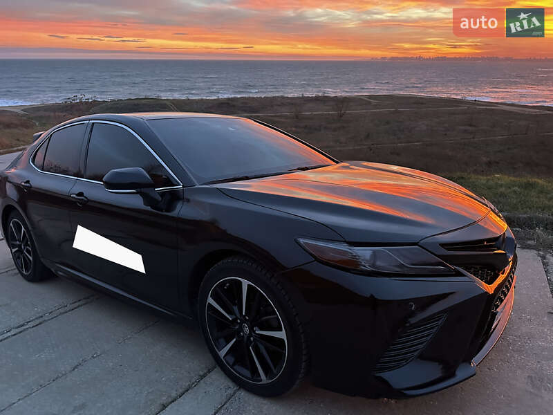 Седан Toyota Camry 2018 в Одесі