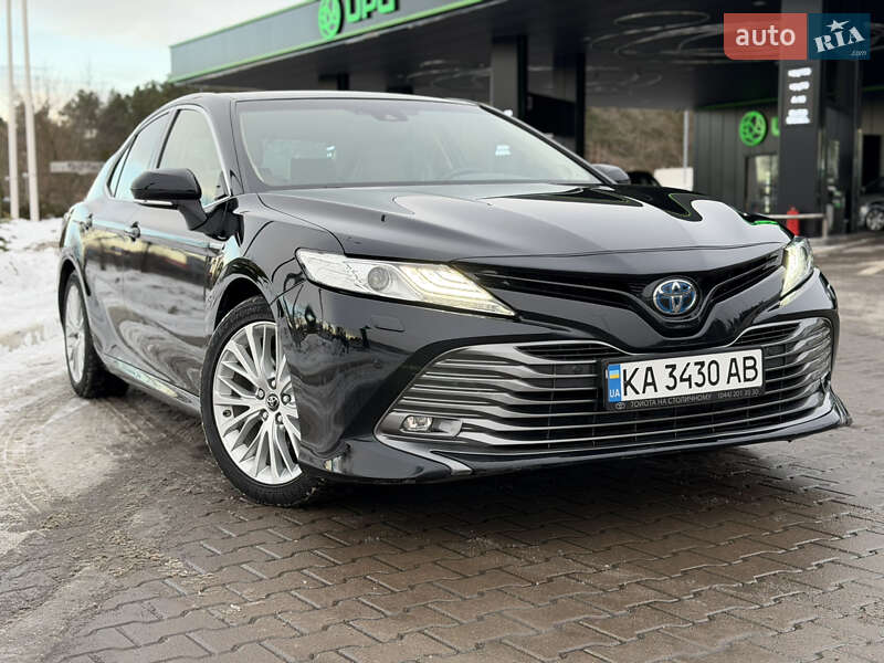 Седан Toyota Camry 2019 в Киеве фото 4 Седан Toyota Camry 2019 в Киеве