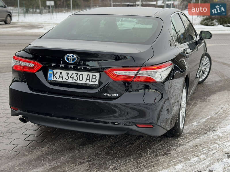 Седан Toyota Camry 2019 в Киеве фото 11 Седан Toyota Camry 2019 в Киеве