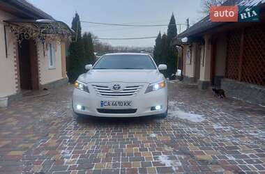 Седан Toyota Camry 2007 в Черкассах
