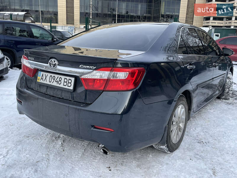 Седан Toyota Camry 2013 в Киеве фото 4 Седан Toyota Camry 2013 в Киеве
