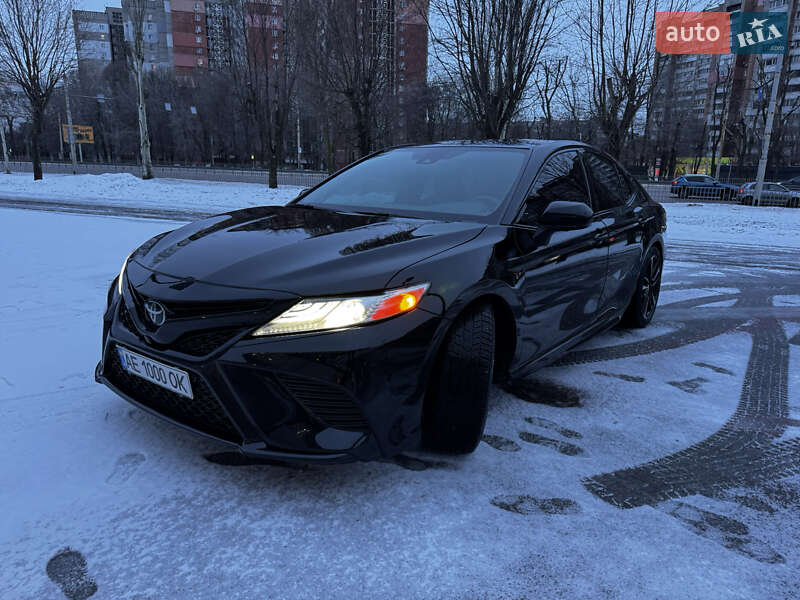 Toyota Camry 2018