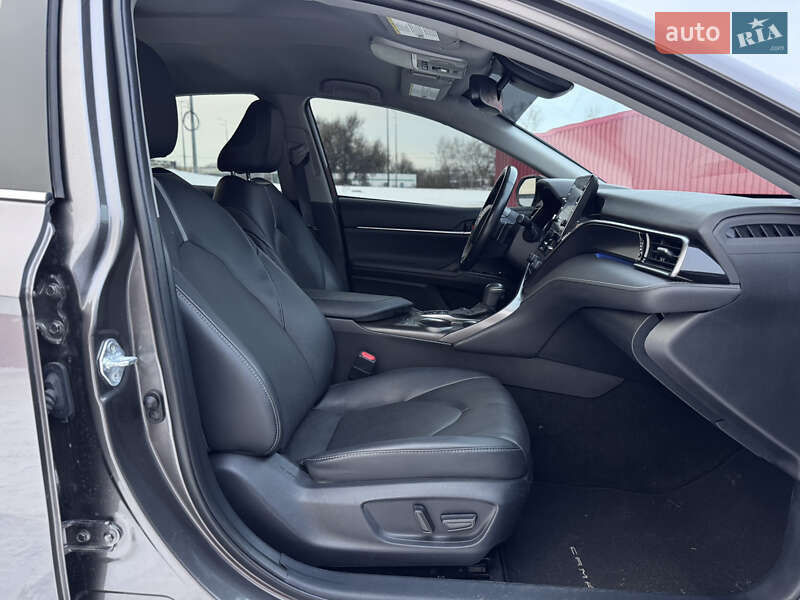 Седан Toyota Camry 2022 в Києві фото 46 Седан Toyota Camry 2022 в Києві