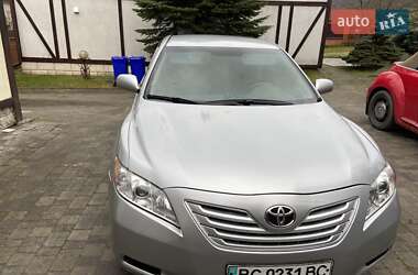 Седан Toyota Camry 2007 в Львове