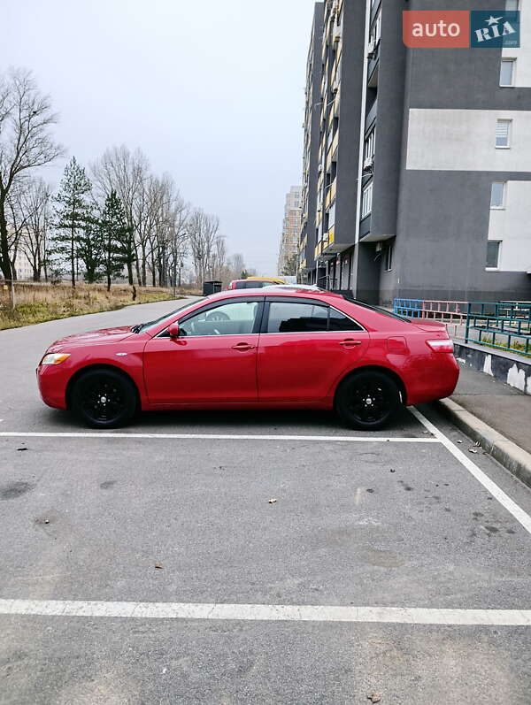Седан Toyota Camry 2008 в Вышгороде