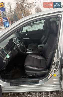 Седан Toyota Camry 2016 в Харкові