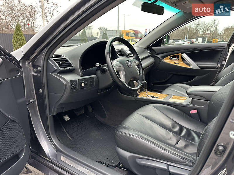 Седан Toyota Camry 2007 в Одесі