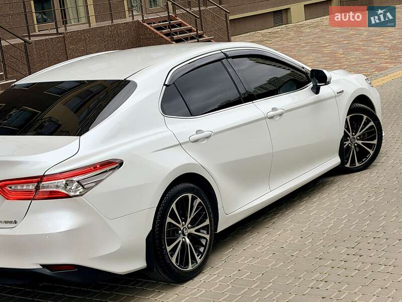 Седан Toyota Camry 2020 в Одессе