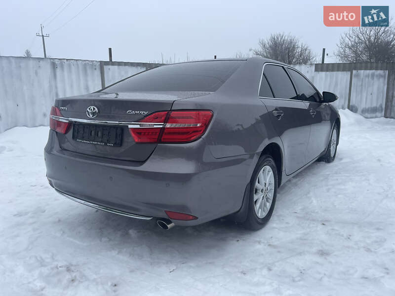 Седан Toyota Camry 2016 в Черкассах