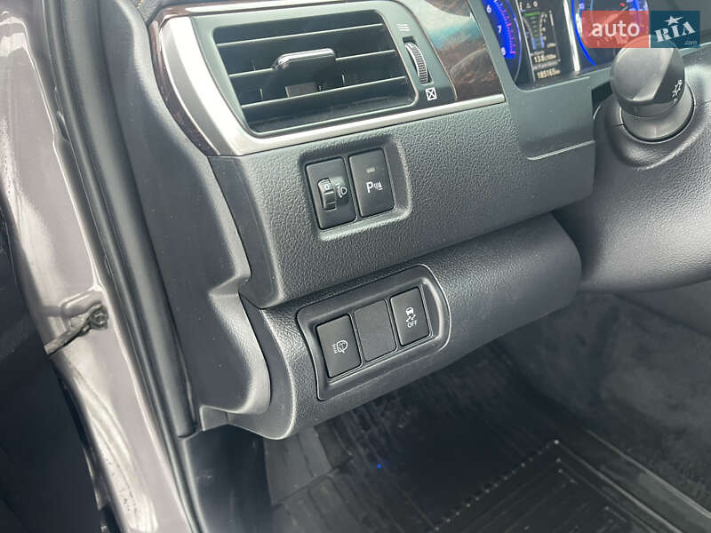 Седан Toyota Camry 2016 в Черкассах