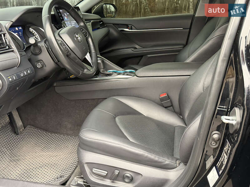 Седан Toyota Camry 2021 в Києві фото 25 Седан Toyota Camry 2021 в Києві